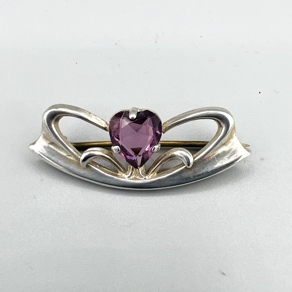 Art Nouveau Sterling Pin with Heart Stone